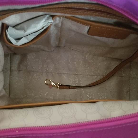 Michael Kors Tote - Picture 6 of 6